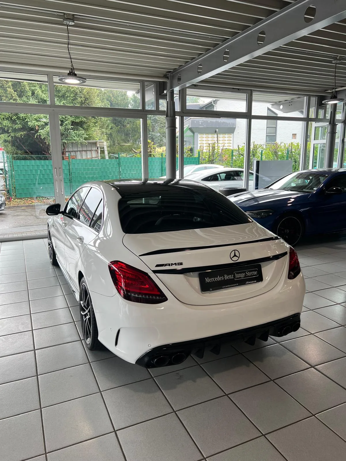 Mercedes C-Klasse Satin Weiss